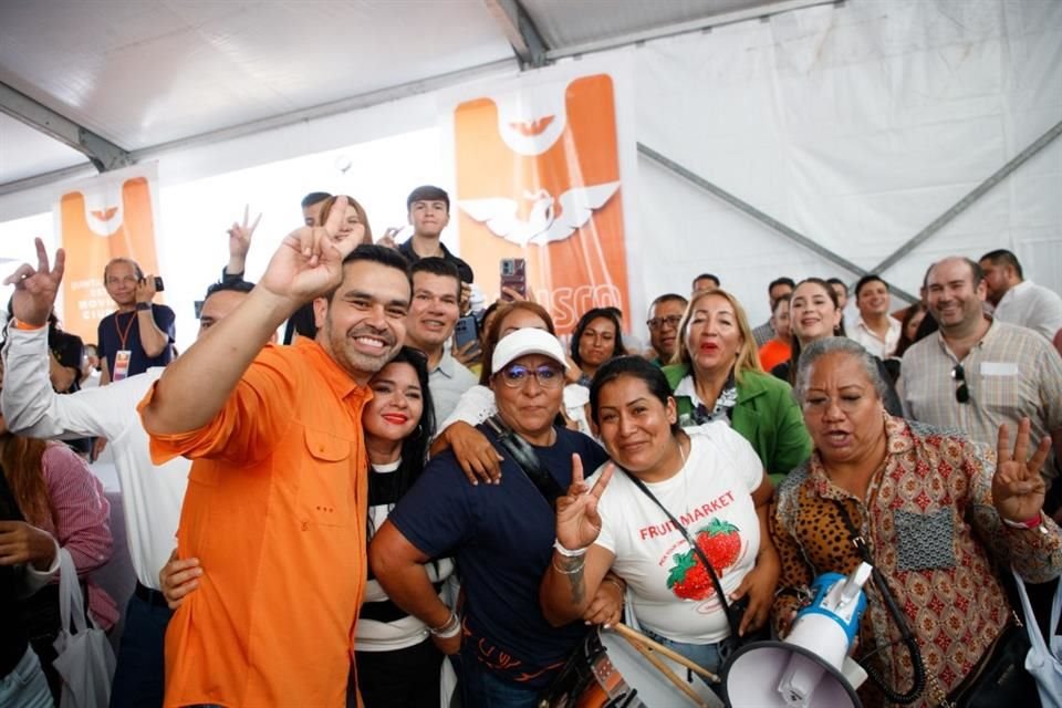 Máynez, presente en la convención de Movimiento Ciudadano.
