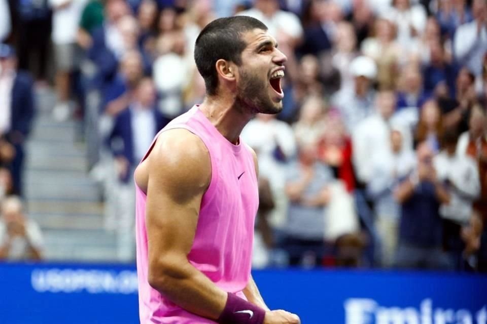 Carlos Alcaraz se llevó su segundo título de US Open al vencer en cuatro sets a Jannik Sinner en Nueva York.
