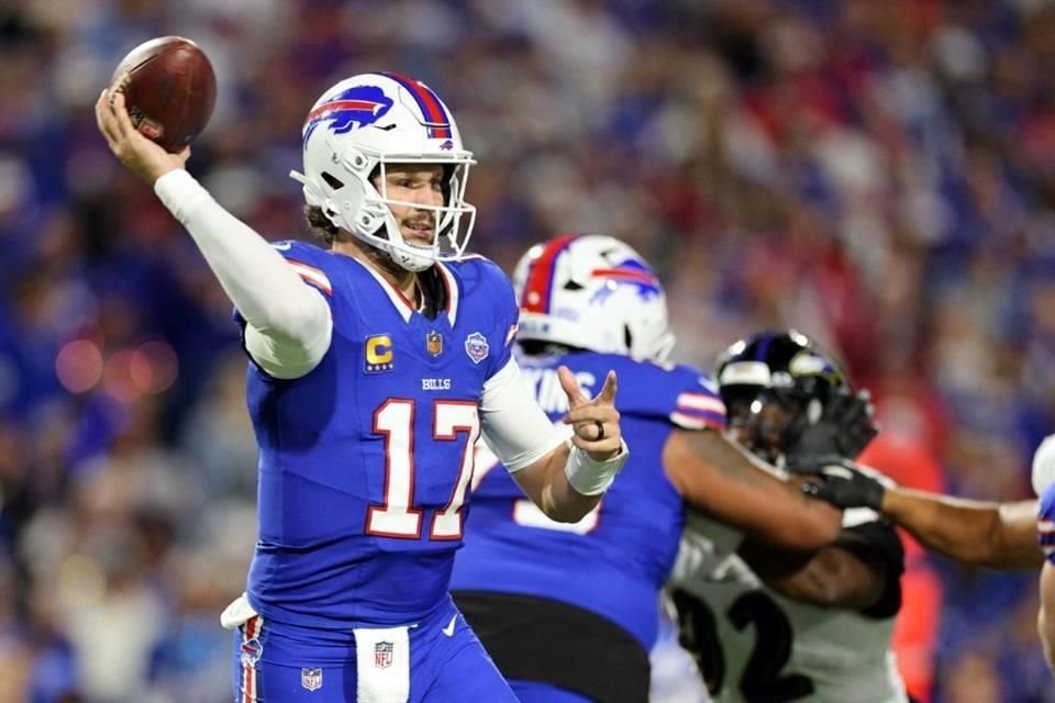 Josh Allen tiró dos pases de anotación, corrió para otros dos touchdowns y acumuló 394 yardas para comandar la victoria de los Bills.