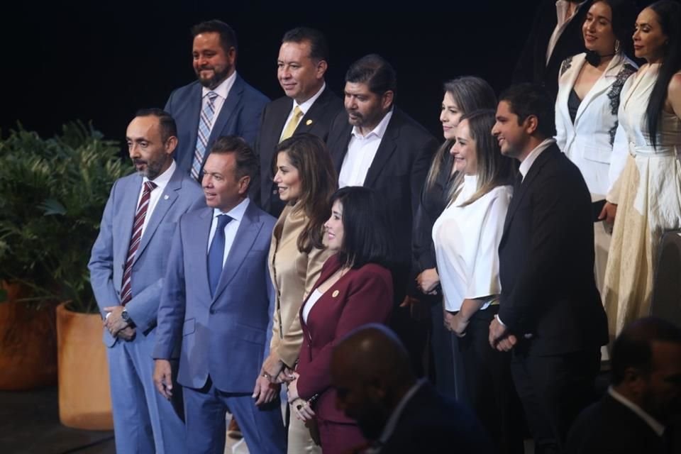 Verónica Delgadillo, Pablo Lemus y otros actores políticos.