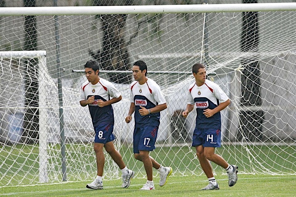 Javier Hernández y Marco Fabián coincidieron en Chivas y en la Selección Mexicana. 