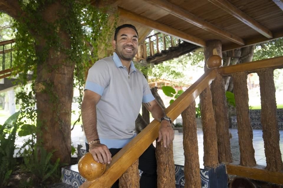 Marco Fabián se formó en Chivas y por eso le duele el mal momento que vive el equipo, pero confía en que muestre otra cara ante el América.