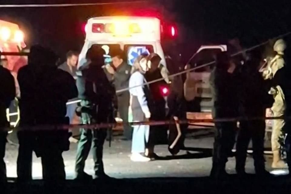 Ocho mineros de carbón quedaron varados la tarde de este lunes dentro de una mina ubicada a las afueras de Sabinas, Coahuila.