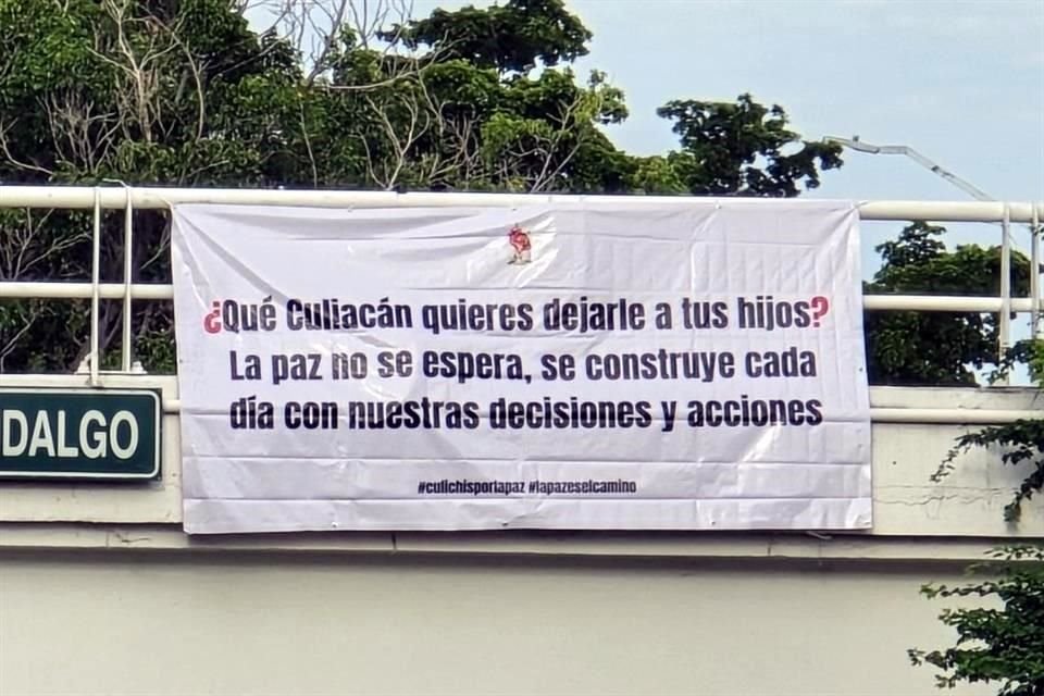 Estefanía López, integrante de Culiacán Valiente, explicó que la iniciativa busca ofrecer una narrativa diferente en una ciudad acostumbrada a los mensajes de amenaza.