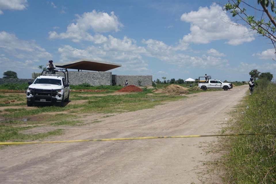 En Las Agujasse han recuperado los cadáveres de 56 personas, de las cuales 25 ya fueron identificadas preliminarmente por sus familiares.