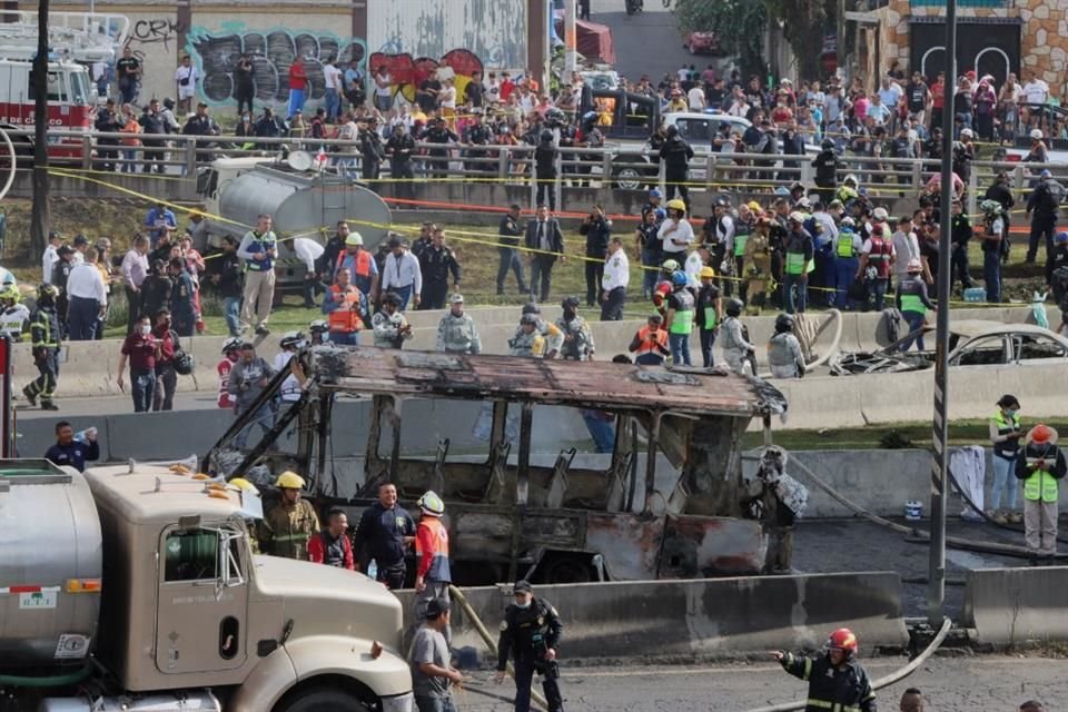 Vecinos de la Alcaldía Iztapalapa vivieron entre zozobra tras la explosión de la pipa que ocasionó la muerte de 4 personas e hirió a 90.