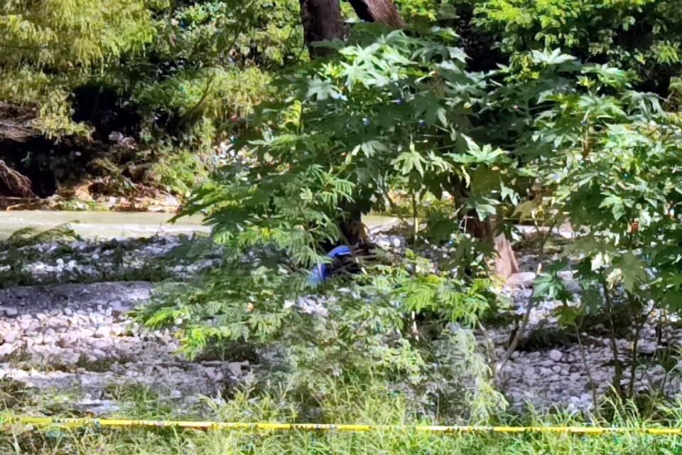   Con apoyo de drones, rescatistas ubicaron el cuerpo de Martha Ortiz, en el Río La Silla, a más de 14 kilómetros de donde fue arrastrada por la corriente. 