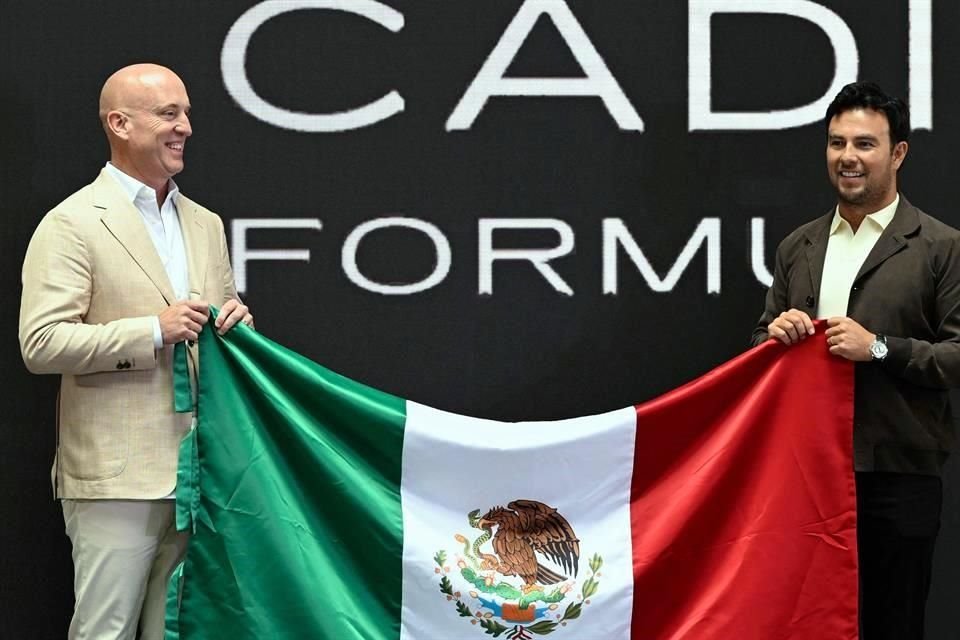 Dan Towriss alabó al piloto mexicano.