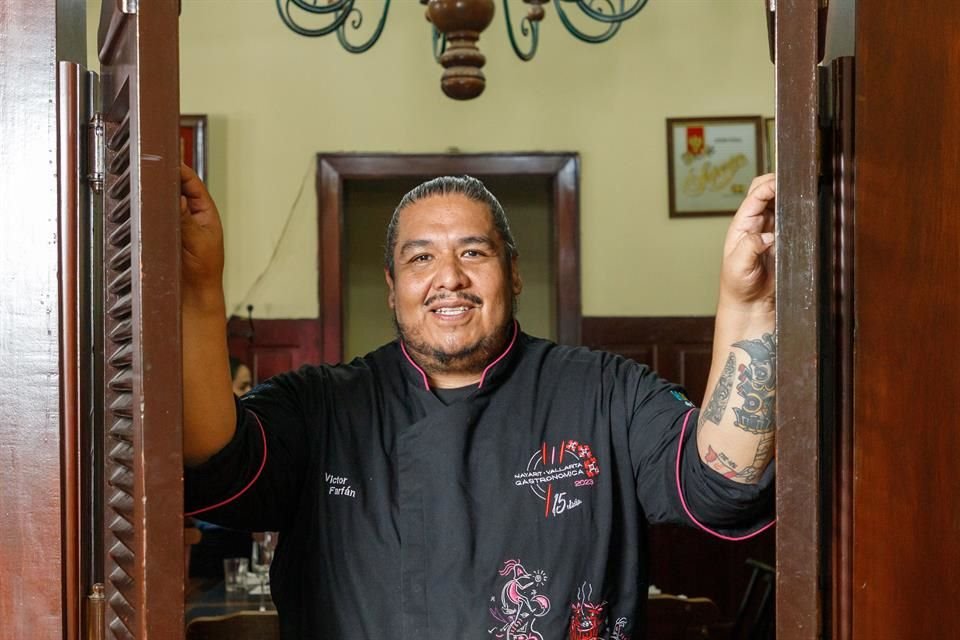 El chef Víctor Farfán alista la apertura de su restaurante Linaje en Guadalajara.