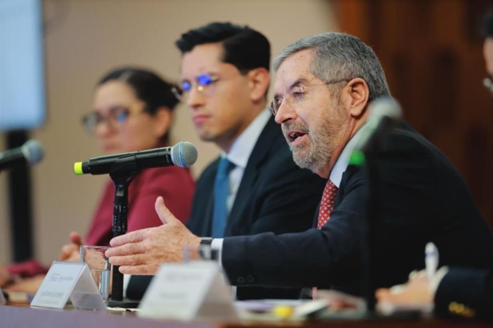 Juan Ramón de la Fuente, Secretario de Relaciones Exteriores.