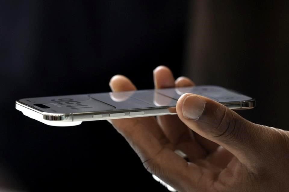 Apple había dicho que el nuevo iPhone Air estaría disponible en la región el 12 de septiembre para reservas y el 19 de septiembre para disponibilidad general.