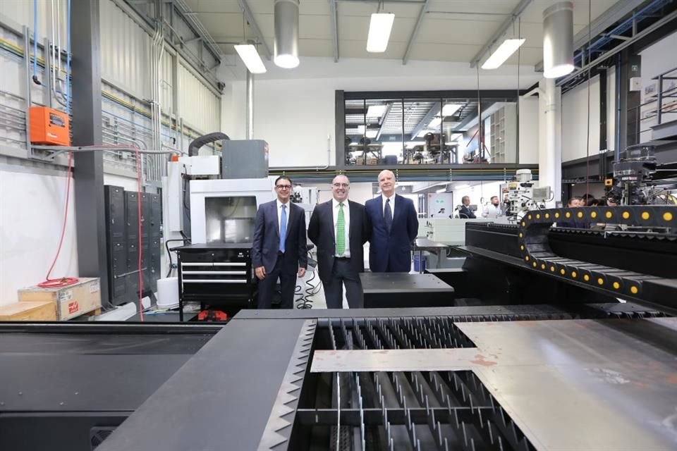 Centro de Manufactura y Diseño en la Universidad Panamericana en honor al Ing. Ignacio Aranguren Castiello.