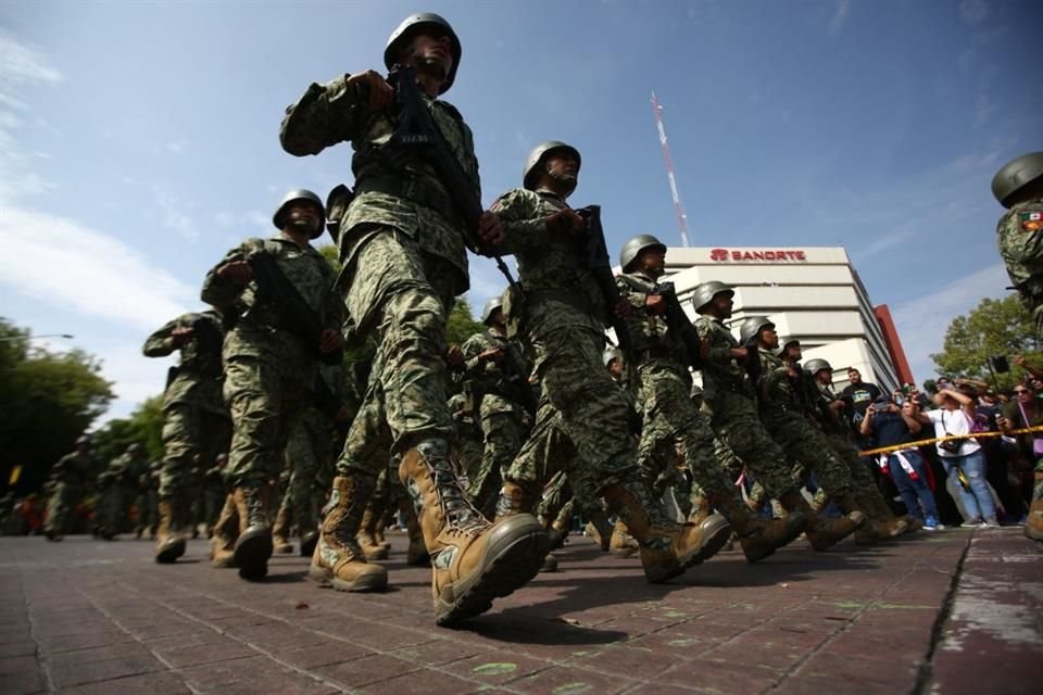 Para el desfile cívico - militar del 16 de septiembre en Guadalajara, se realizarán varios cortes viales. Checa cuáles serán.