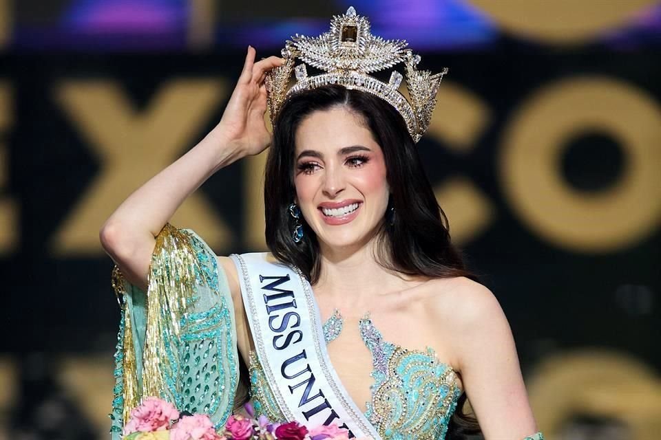 Fátima Bosch, de Tabasco, fue coronada Miss Universe México 2025 y representará al País en Tailandia.