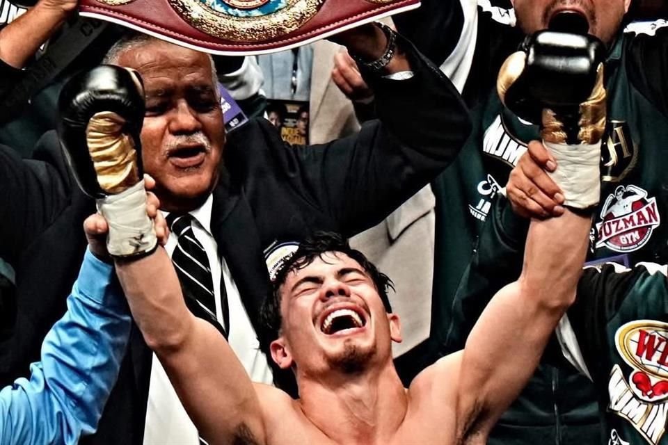 El boxeador tapatío se convirtió en Campeón Peso Gallo de la OMB tras noquear a Yoshiki Takei.