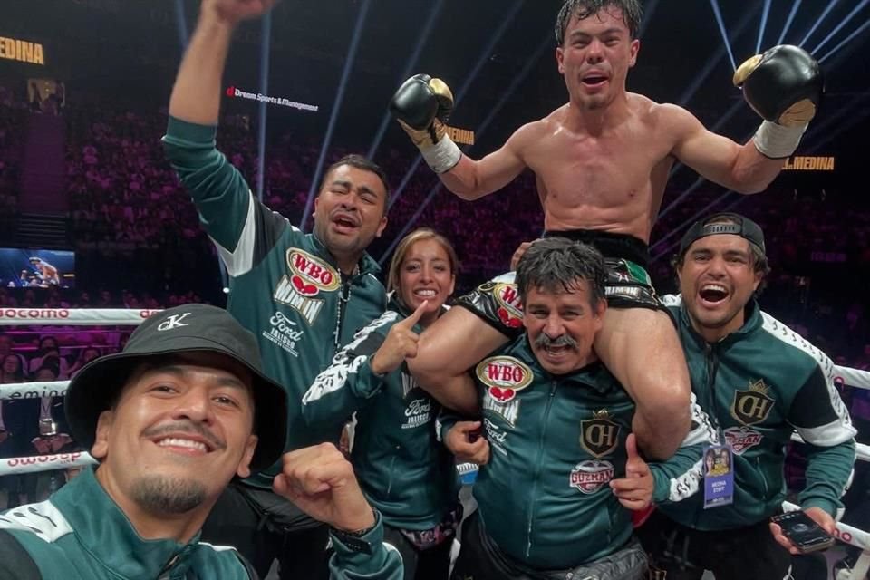 El boxeador tapatío se convirtió en Campeón Peso Gallo de la OMB tras noquear a Yoshiki Takei.