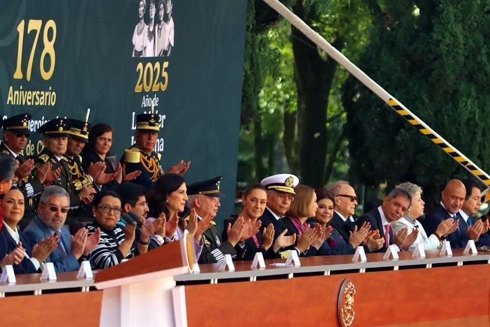 El presidium encabezado por la Presidenta Sheinbaum en la ceremonia conmemorativa de la Gesta Heroica de los Niños Héroes en Chapultepec.