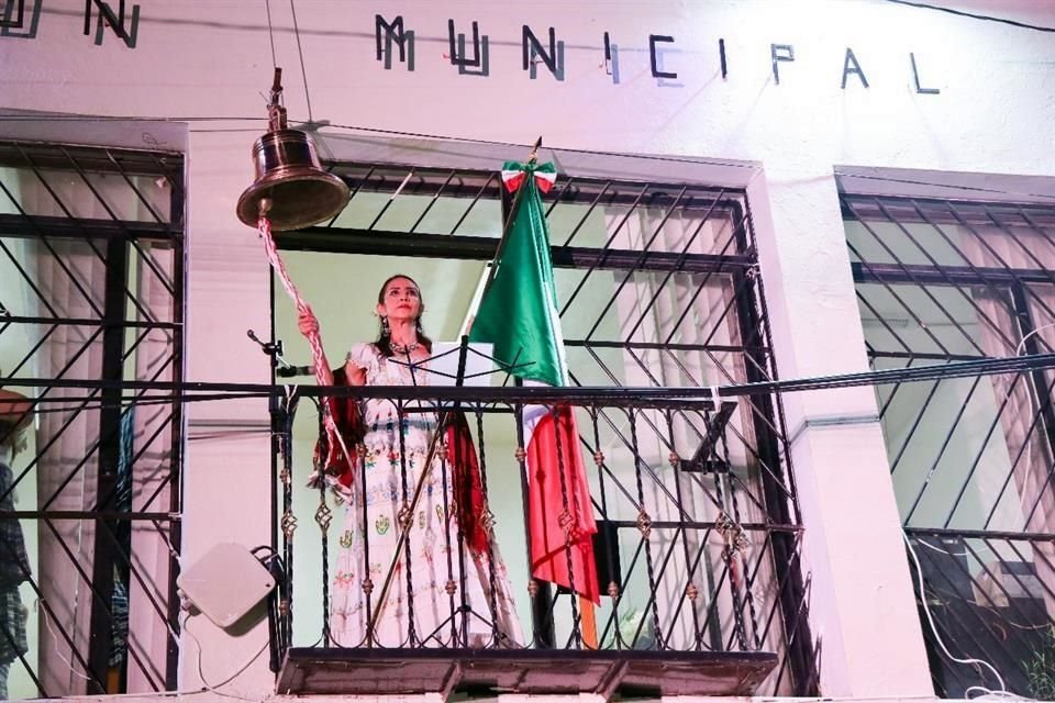 En Tlaquepaque, se realizaron ceremonias del Grito de Independencia en Las Juntas, La Ladrillera y Santa María Tequepexpan.