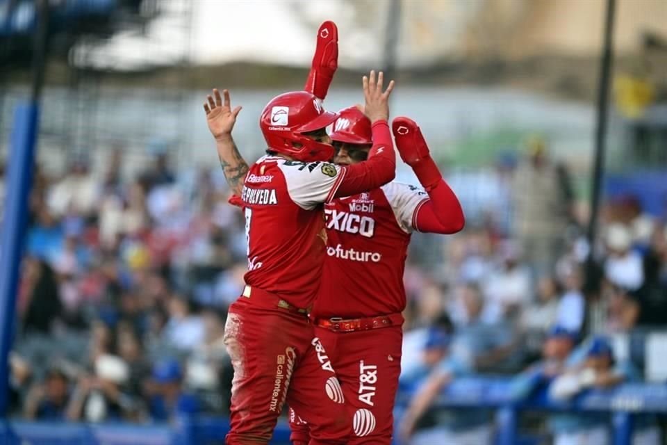 Los Diablos Rojos del México se coronaron bicampeones de la Liga Mexicana en su Centenario.