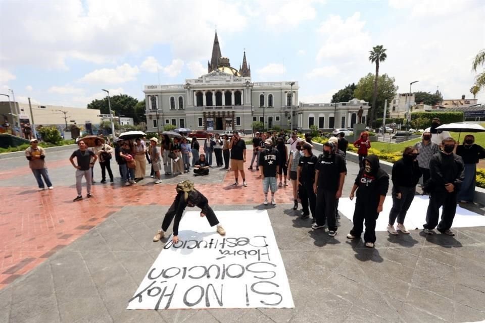Tras protestas que han terminado en agresiones, grupos estudiantiles definirán las siguientes acciones de su movimiento.