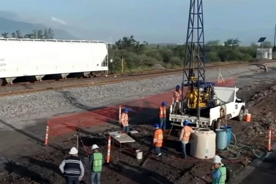 Aspecto del primer frente de obra de la ruta Saltillo-Santa Catarina, del tren a Nuevo Laredo.