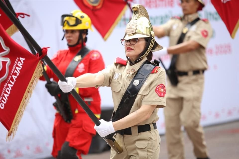 Protección Civil y Bomberos de Guadalajara.