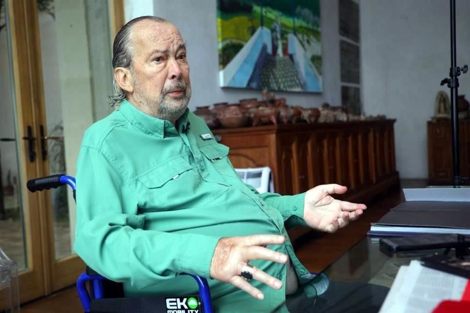 Mauricio Fernández, Alcalde de San Pedro.