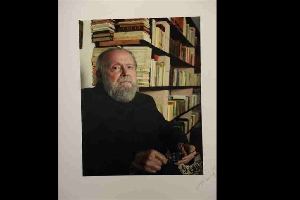 Encuentro Nacional de Poetas 2025 conmemora el décimo aniversario luctuoso del poeta y periodista jalisciense Hugo Gutiérrez Vega.