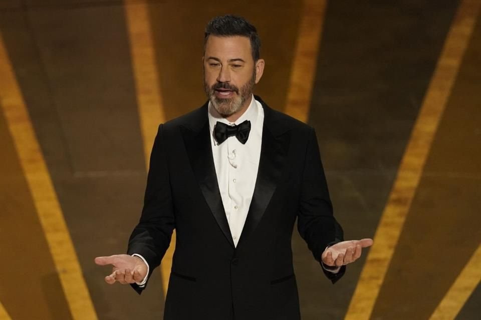 El programa de Jimmy Kimmel será suspendido 'indefinidamente' por ABC tras polémicos comentarios sobre el asesinato de Charlie Kirk.