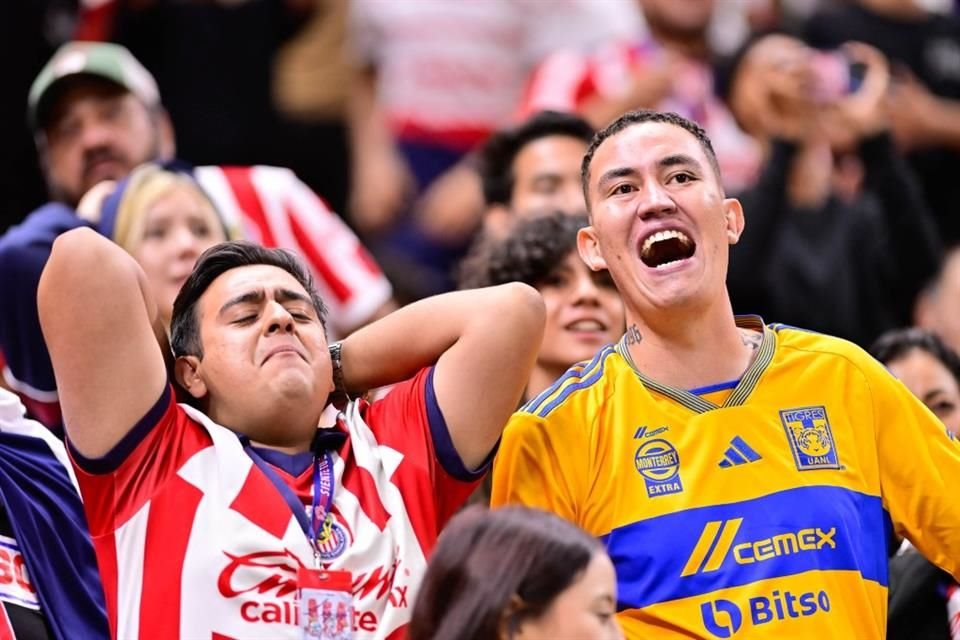 Las Chivas empataron 0-0 de local contra Tigres. 