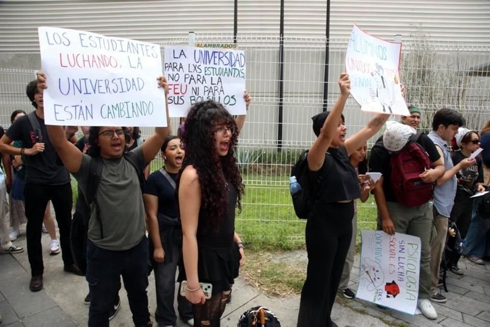 El Gobernador Pablo Lemus, reiteró que mantendrá respeto hacia la autonomía de la UdeG, en medio del conflicto interno de CUCEI.