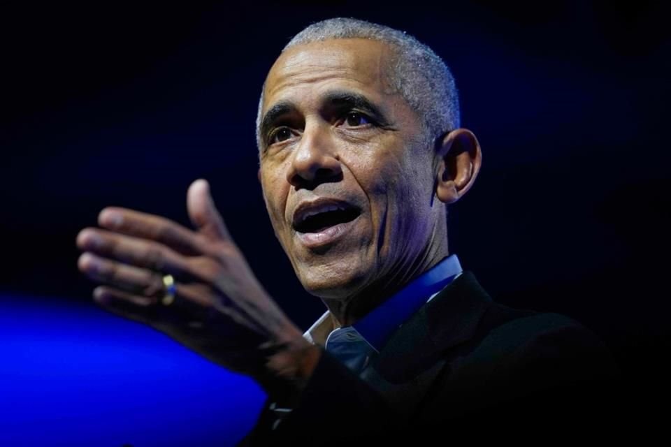 Barack Obama criticó a Donald Trump tras la suspensión de 'Jimmy Kimmel Live!' y llamó a los medios a no ceder ante presiones políticas.