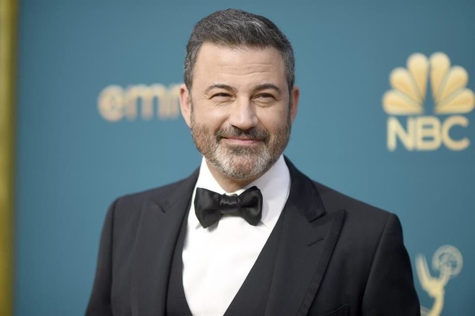 Kimmel, de 57 años, insinuó que el sospechoso del crimen, Tyler Robinson, de 22 años, tenía inclinaciones conservadoras y formaba parte del movimiento Make America Great Again.