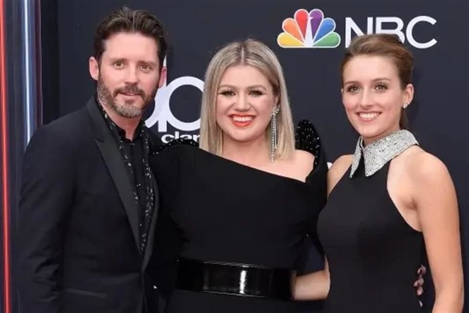 Brandon Blackstock, ex esposo de Kelly Clarkson, supo que sería nuevamente abuelo por el embarazo de su hija Savannah antes de morir.