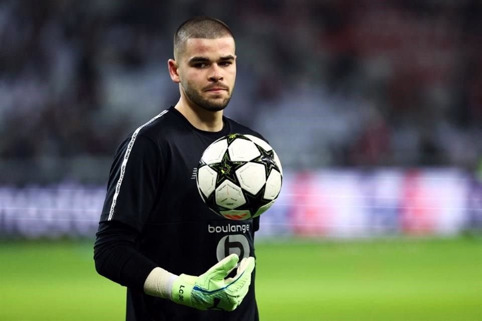 Lucas Chevalier será jugador del PSG.