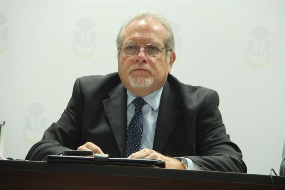 Fiscal de Jalisco, Salvador González de los Santos.