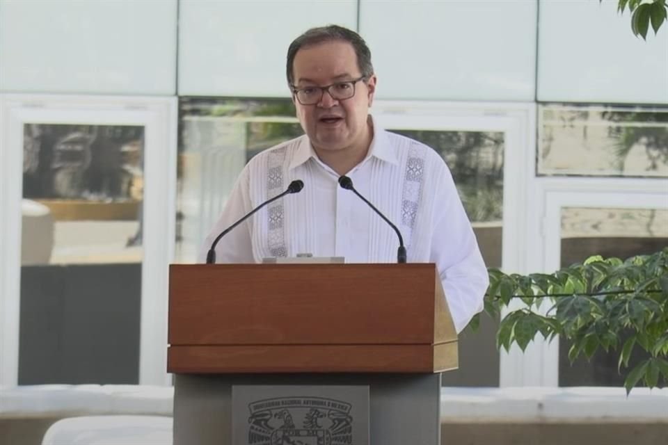 Rector de la UNAM, Leonardo Lomelí, inauguró la Escuela Nacional de Estudios Superiores (ENES) unidad Oaxaca con cinco carreras y dos turnos.