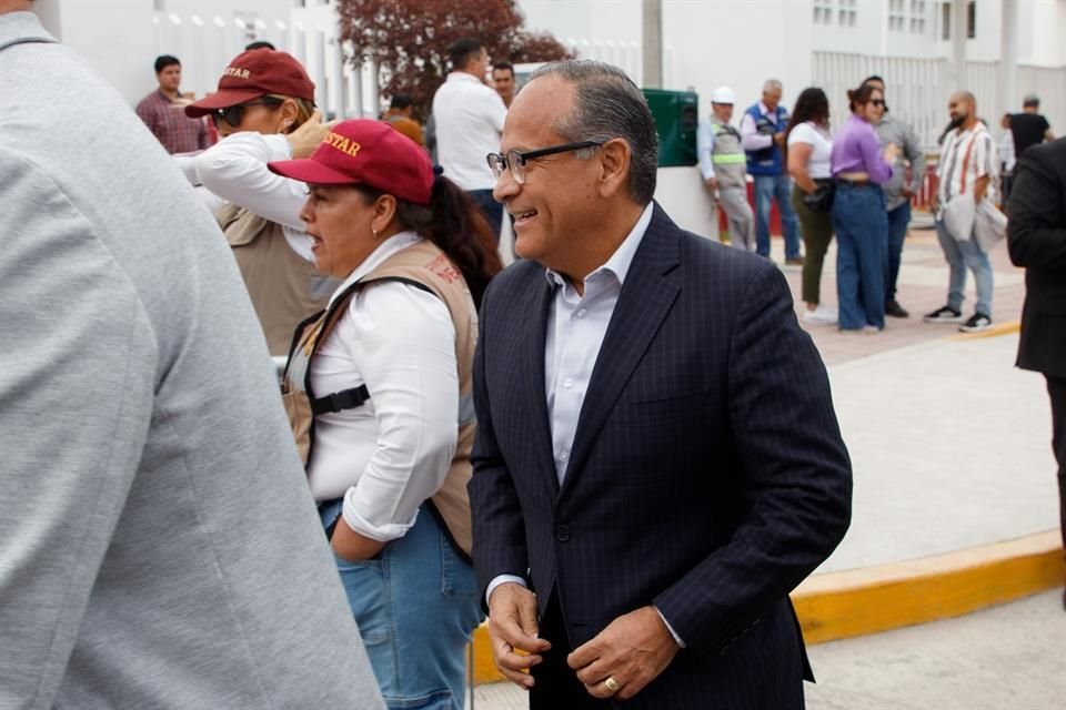 El Secretario de Salud Estatal, Héctor Raúl Pérez Gómez.