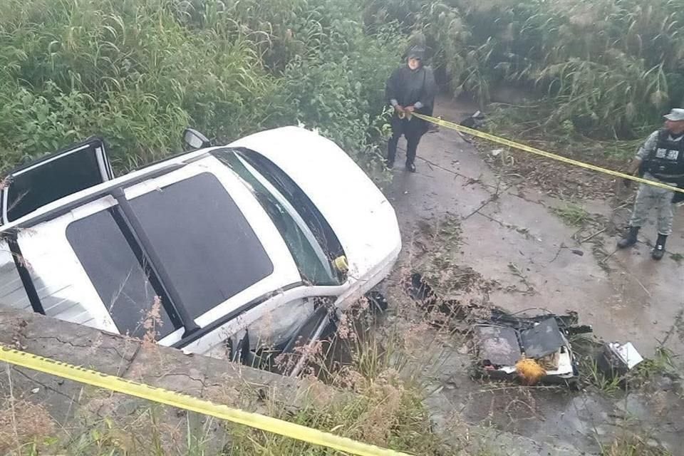 Se cree que la causa del accidente fue el exceso de velocidad y la lluvia.