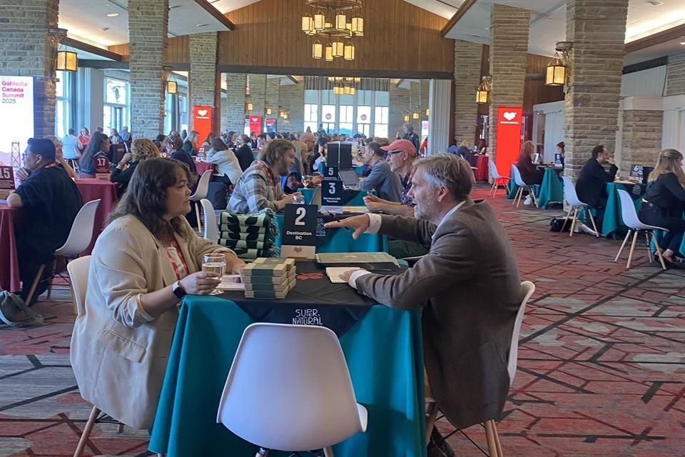La cumbre, organizada por Destination Canada, reunió a profesionales de la industria del turismo, operadores, hoteleros, prestadores de servicios y representantes.