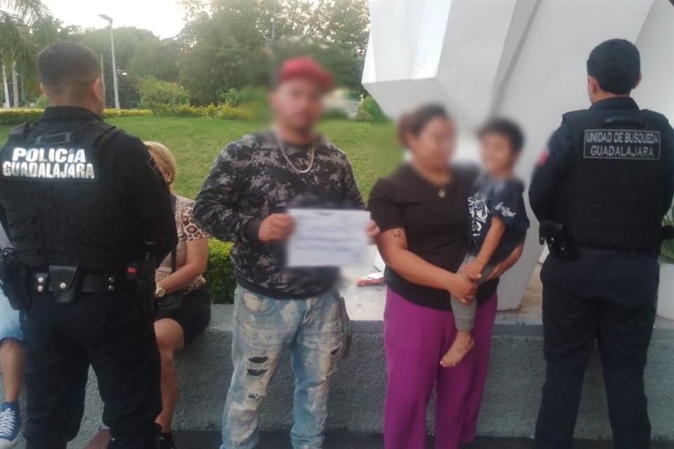 Tras las diligencias correspondientes, el Ministerio Público ordenó que el menor fuera entregado a su madre, cerrando así el incidente con un resultado favorable.