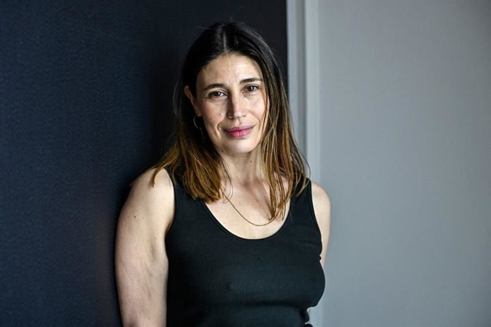Para interpretar a Estela, la actriz María Paz Grandjean explicó que hizo 'un ejercicio máximo de empatía, que fue un poco vaciarse uno para ponerse en el lugar de otro'.