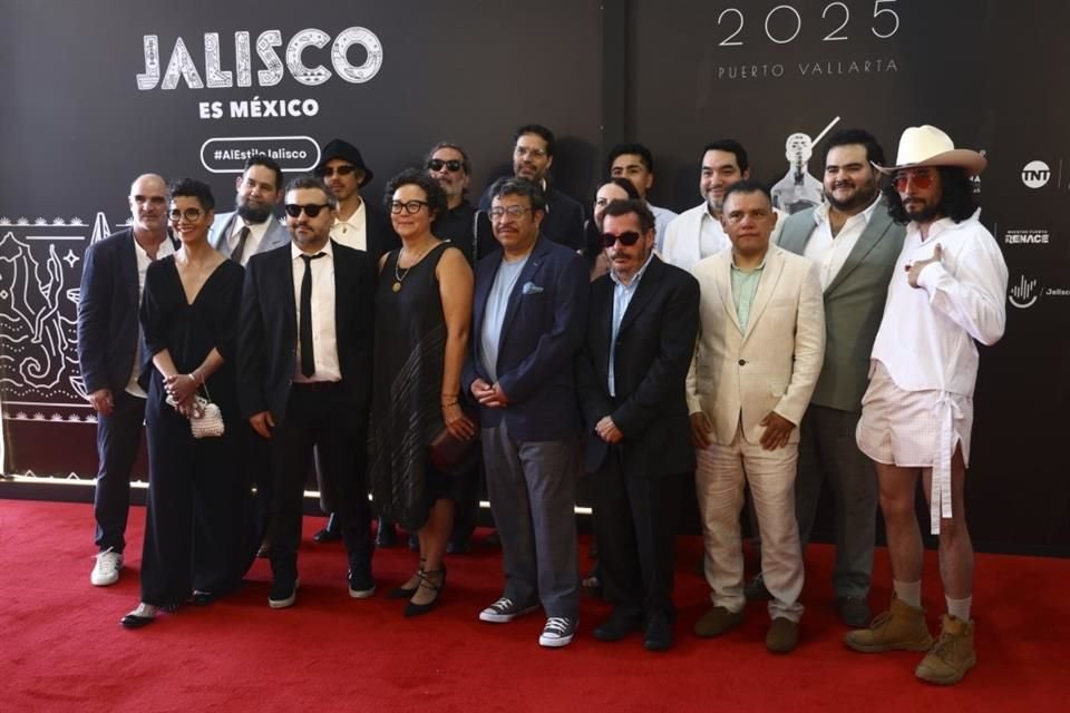 Alfombra roja de los Premios Ariel, realizado en el Centro de Convenciones de Puerto Vallarta.