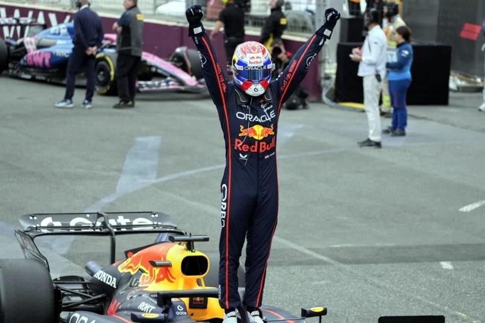 Esta fue la cuarta victoria de la presente temporada para el neerlandés de Red Bull.