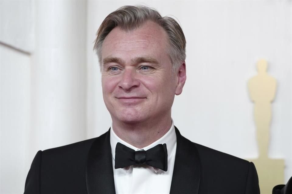 El reconocido cineasta Christopher Nolan fue elegido como el nuevo presidente del Sindicato de Directores de Estados Unidos (DGA).