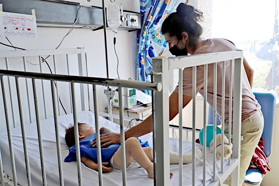La atención oportuna del cáncer infantil eleva las tasas de supervivencia entre 70 y 95 por ciento, señala especialista del IMSS en Jalisco.