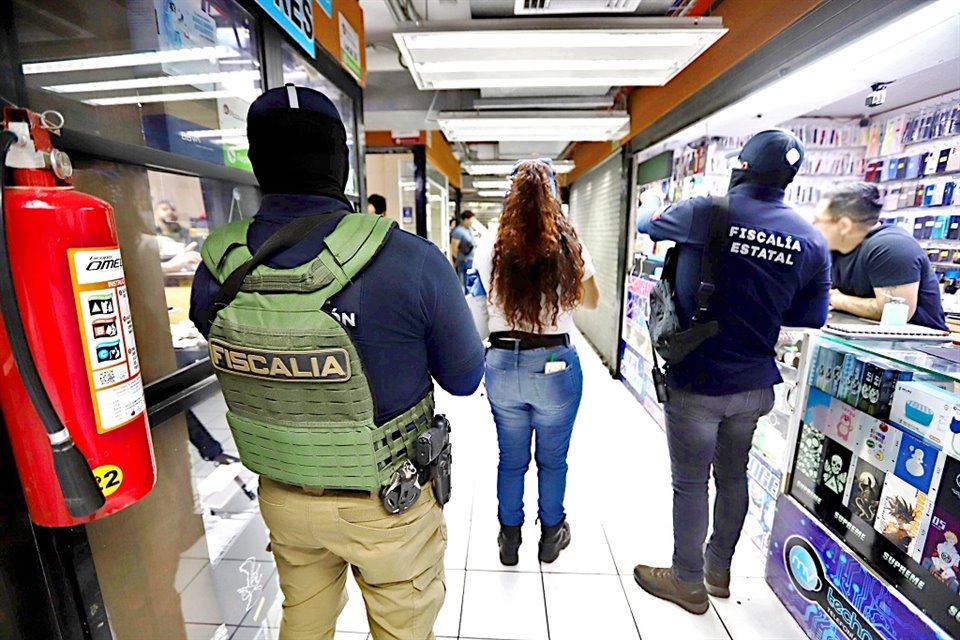 Reportan cobro de piso en locales de Plaza de la Tecnología.  