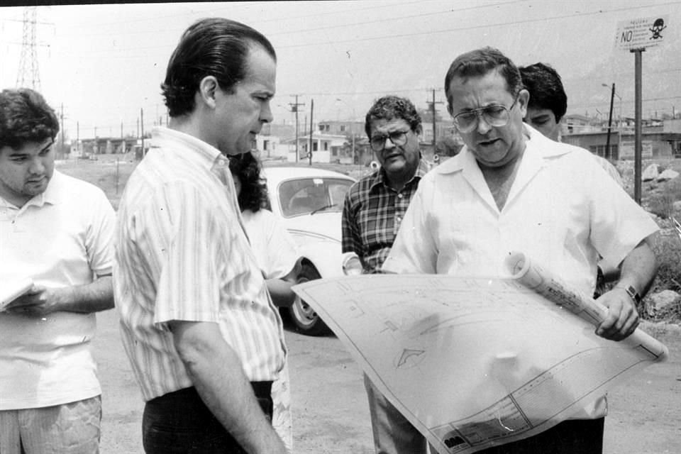 Mauricio Fernández llegó a la Presidencia Municipal de San Pedro por primera vez el 1 de enero de 1989, con apenas 39 años.