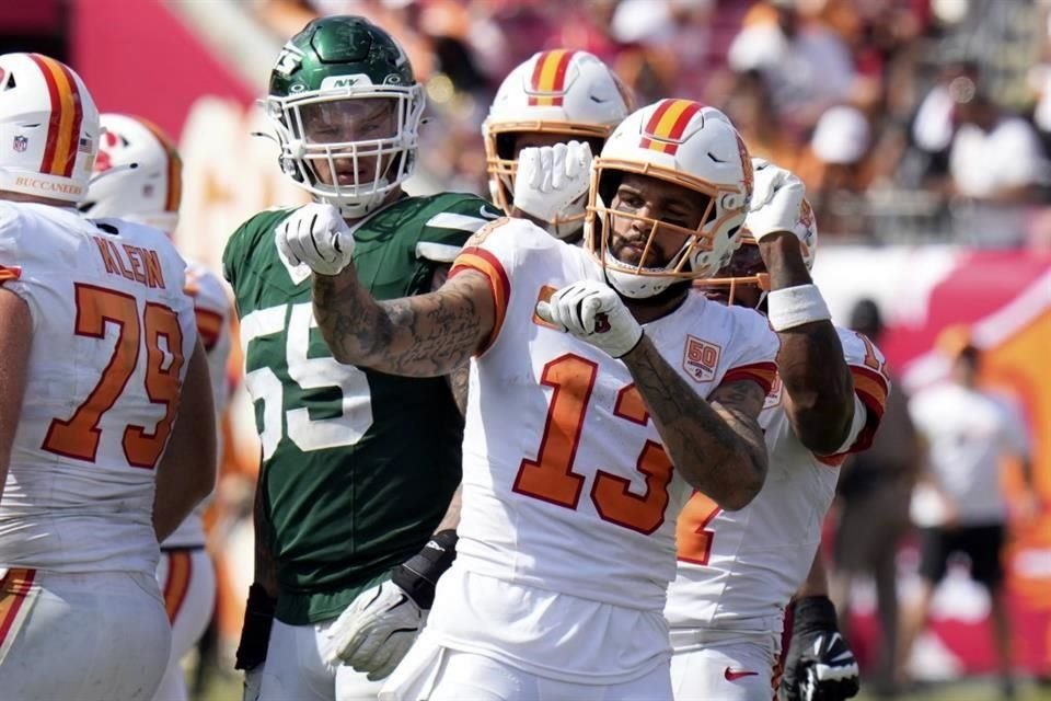 Mike Evans se perderá varias semanas.