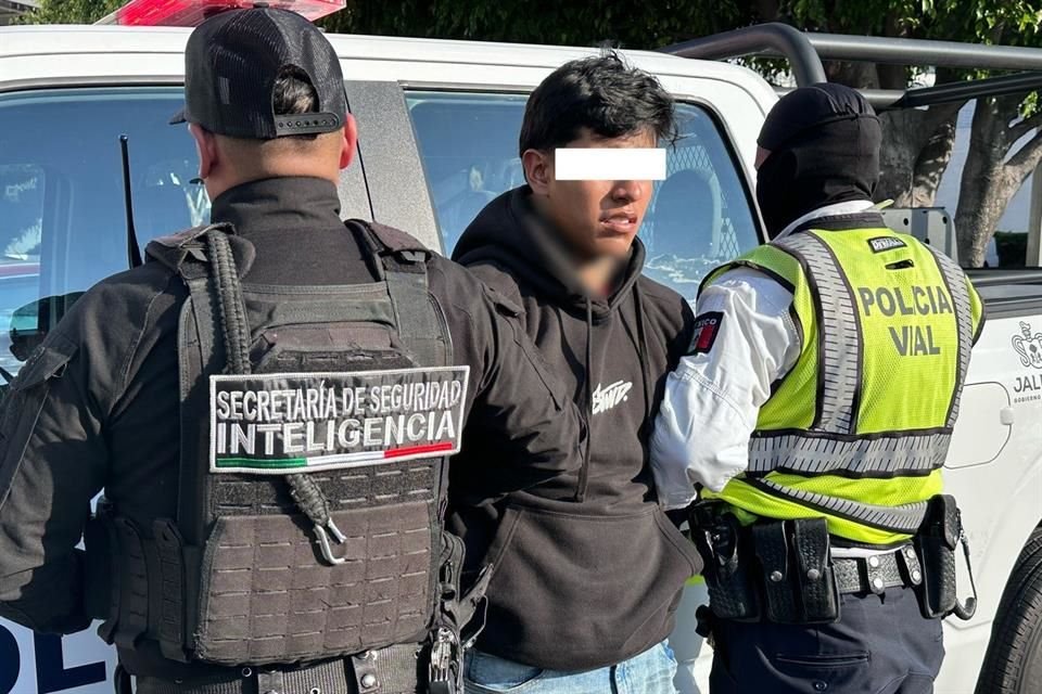 Un sujeto fue detenido en Zapopan por ser señalado como asesino de un hombre atacado momentos antes cerca de San Agustín, en Tlajomulco.